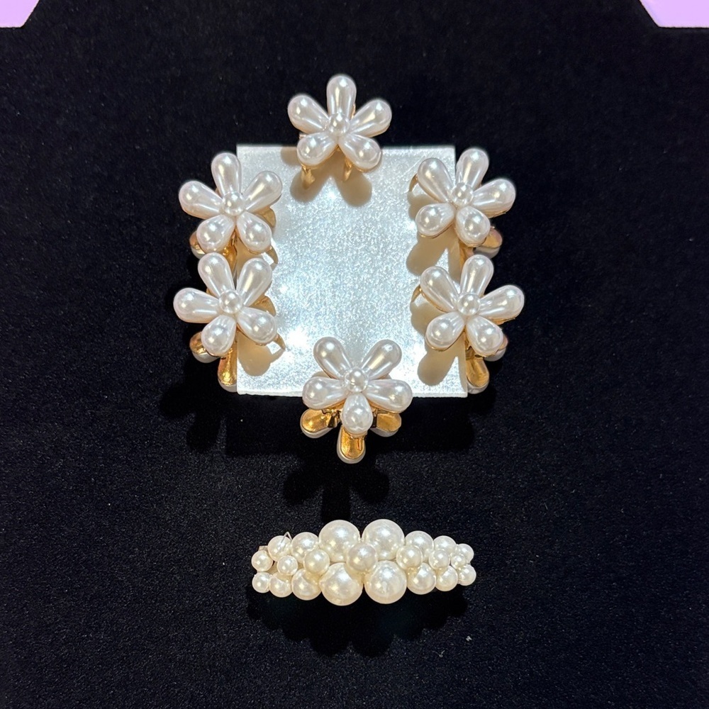 Elegant Pearl Flower 6 Hair Clips and Pearl Barrette Set